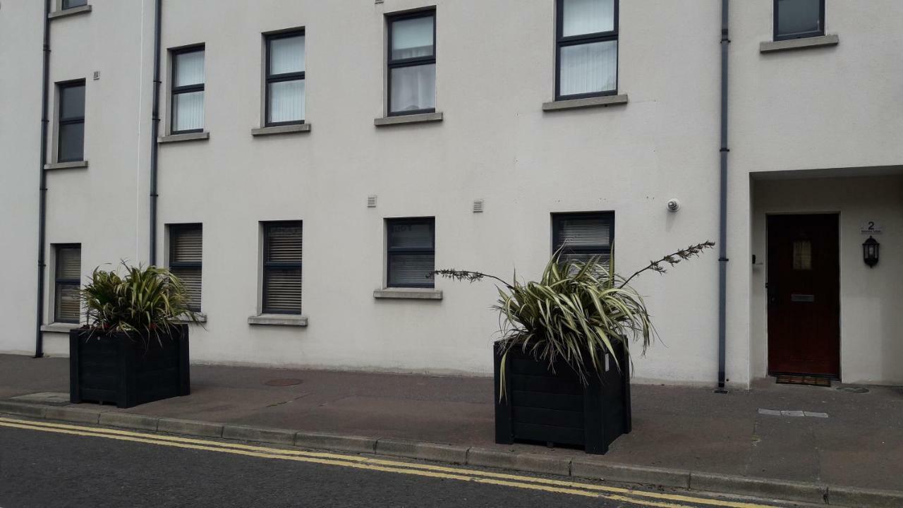 Marine Beach Escape Castlerock Beside Beach Golf Course And Pub Exterior foto